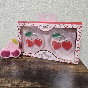Cherry Gel Eye Pads & Bath Bomb Set